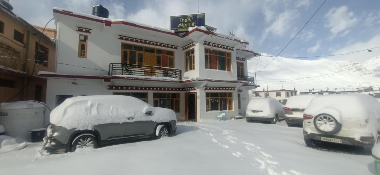 The Alpinist Cafe And Retreat 호텔 카자 외부 사진