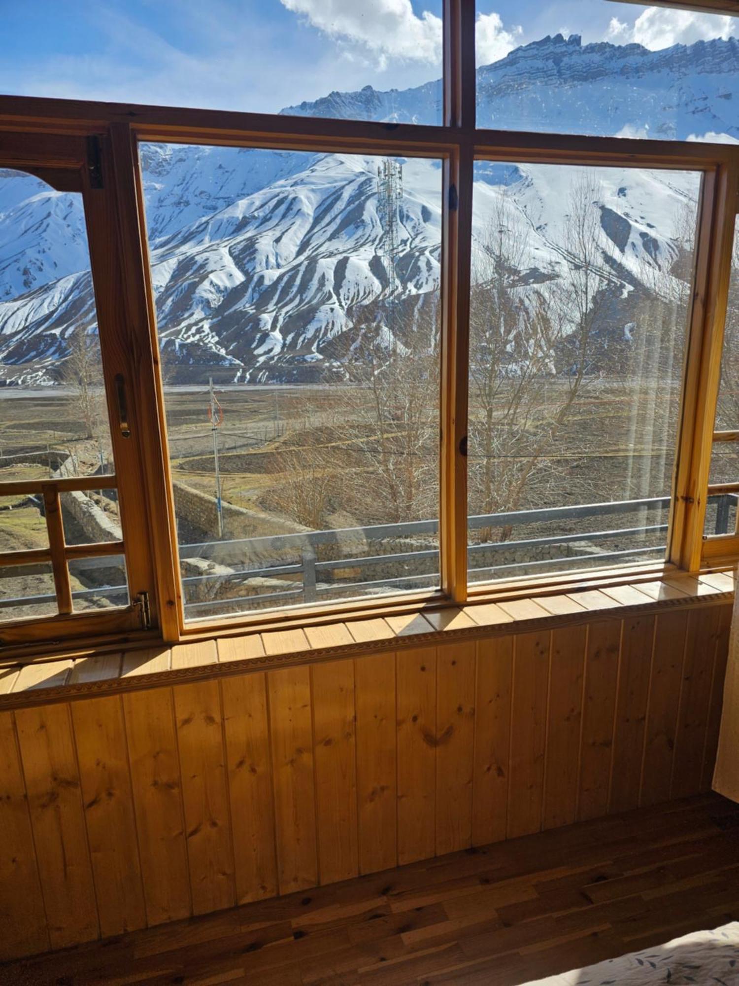 The Alpinist Cafe And Retreat 호텔 카자 객실 사진