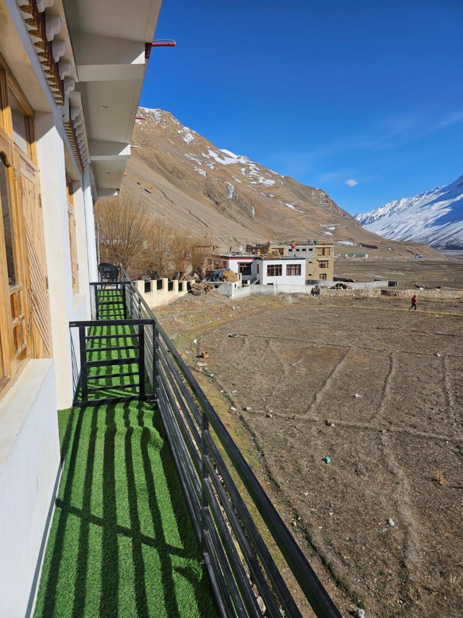 The Alpinist Cafe And Retreat 호텔 카자 객실 사진
