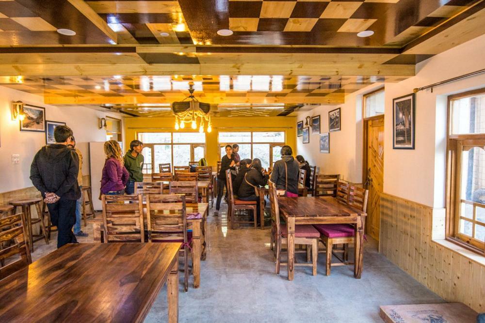 The Alpinist Cafe And Retreat 호텔 카자 외부 사진
